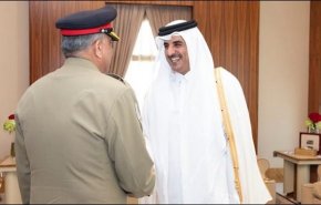 دیدار امیر قطر با فرمانده ارتش پاکستان