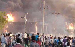 احتجاجات السودان تخرج عن السيطرة وتنذر بالخطر..