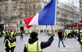 تب اعتراض جلیقه زردها در فرانسه فروکش کرد