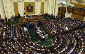 برلمان مصر يناقش فرض أرباح جديدة على البورصة.. ما تداعياتها؟