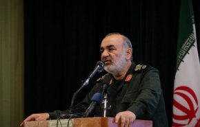 اقتدار ملت ایران کمر دشمنان را شکسته است