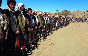 وقفتان مسلحتان لقبائل صعدة تنديدا باستمرار العدوان + صور