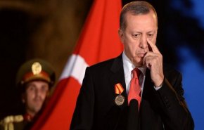 نيويورك تايمز: سياسات أردوغان تقود تركيا نحو الإنهيار!
