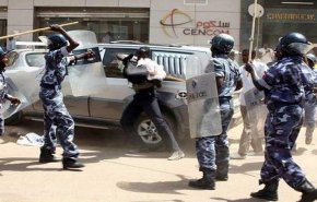 السودان: 40 منظمة وشبكة وتحالف حقوقي يدينون القمع