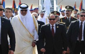 السيسي يعتذر لأمير قطر؟... إعلامي مقرب من الحكومة يكشف تفاصيل لقاء جمعهما