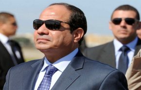 السيسي يعزز قبضته على رجال حكومته