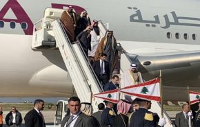 أمير قطر يصل بيروت للمشاركة بالقمة العربية الاقتصادية
