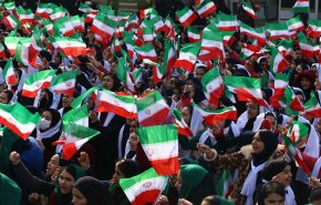 شاهد: ايران تحتفل ببلوغ ثورتها الاسلامية عامها الاربعين