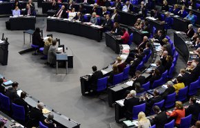 شاهد..انقلاب اوروبي على مادورو والأخير يرد