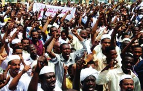 تجمع المهنيين يثق بجدوی استمرار التظاهرات في السودان