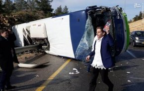 کشته و زخمی شدن 35 صهیونیست‌ در واژگونی اتوبوس + فیلم
