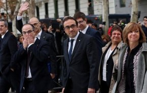 محاكمة تاريخية لقادة كاتالونيا الانفصاليين في مدريد
