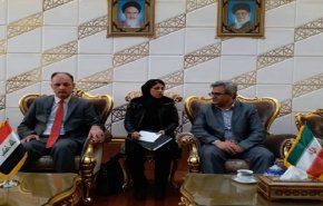 وزير السياحة العراقي يؤكد على التعاون بين العراق وايران في مجال السياحة الدينية