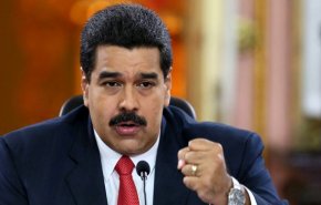 مادورو: آمریکا میلیاردها دلار از ما می‌دزدد و در عوض خرده نان تعارف می‌کند