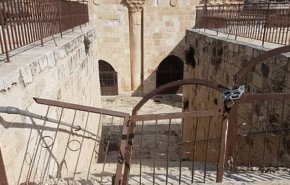 فلسطینیان با در هم شکستن حصار صهیونیست‌ها وارد مسجدالاقصی شدند