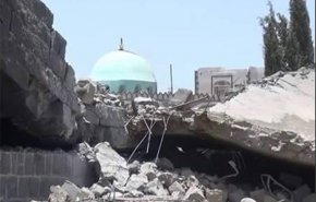بن سلمان فوق الكعبة.. وطائراته تهدم المساجد في اليمن