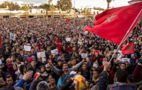 مسيرة حاشدة في المغرب تطالب بتحسين وضع العمال+فيديو