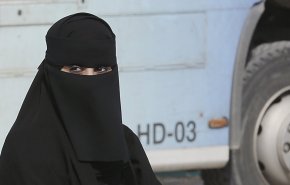 شاهد/ سعودية ترفع الأثقال أمام المارة والنتيجة صادمة