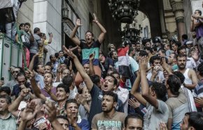 'راجعين التحرير' تدعو للثورة ورحيل السيسي!