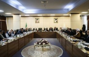 غیبت روحانی، لاریجانی و ۹ عضو مجمع در جلسه بررسی «پالرمو»