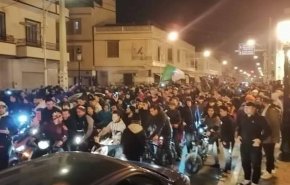 مظاهرت ليلية في أطراف العاصمة الجزائرية 
