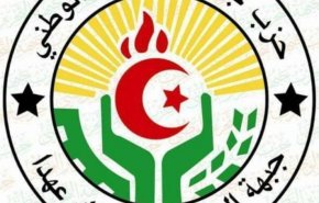 استقالة نواب في الجزائر وانضمامهم للاحتجاجات
