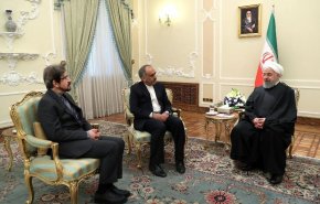 الرئيس روحاني يستقبل سفيري إيران في فرنسا وطاجيكستان