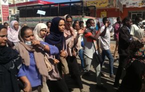 تراجع السلطات السودانية عن تنفيذ حكم بسجن وجلد متظاهرات