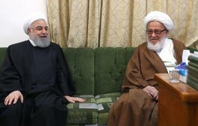 بالفيديو.. الرئيس روحاني يلتقي مراجع الدين في النجف الاشرف