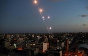 شاهد.. ردة فعل صواريخ غزة على قرارات كيان الاحتلال