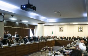 مجمع تشخیص دو مورد از موارد ارجاعی بودجه 98 را تایید کرد