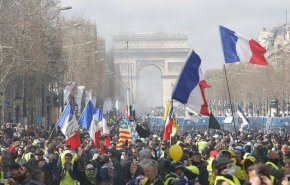 بازداشت حدود 200 معترض فرانسوی
