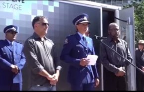 شاهد: ضابطة نيوزيلندية تفجر مفاجأة بـ'خطبة إسلامية'
