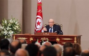 الرئيس التونسي: السلطة أصبحت في يد رئيس الوزراء ولابد من تقليصها