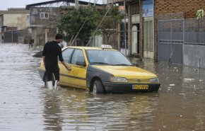 شاهد: ايران تواصل عمليات الاغاثة لمساعدة منكوبي السيول