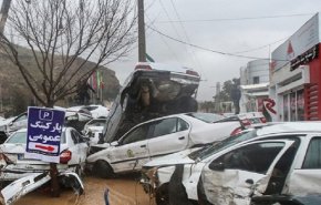 ارتفاع حصيلة ضحايا السيول في شيراز الى 17 قتيلا
