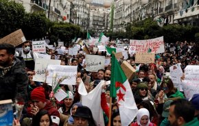الشرطة الجزائرية تنفي تقديمها لوسائل إعلام إحصائية حول عدد المتظاهرين