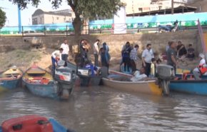 ايران.. الرياضات المائية في نهر كارون
