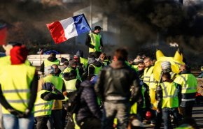  فرنسا : السترات الصفراء يعودون للشوارع رغم منع التظاهرات