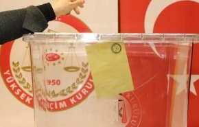  إغلاق صناديق الاقتراع في أنحاء تركيا