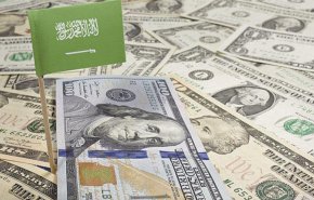 السعودية تهدد بالتخلي عن التعامل بالدولار 