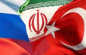 نماینده روس خواستار برگزاری نشست‌های سالانه منظم با نمایندگان ایران و ترکیه شد