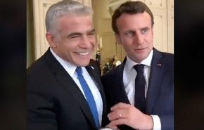 مکرون رقیب انتخاباتی نتانیاهو را به پاریس دعوت کرد
