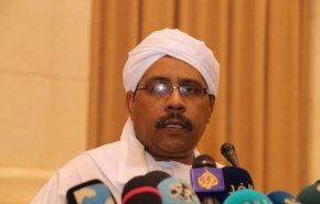 الناطق باسم الحكومة السودانية يعلق على انباء تسليم البشير السلطة للجيش