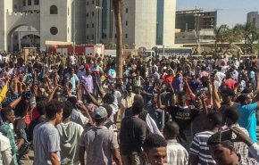مقتل 3 متظاهرين سودانيين في اشتباك مع قوات الأمن