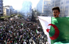 پارلمان الجزائر «عبدالقادر بن صالح» را رئیس‌جمهور موقت انتخاب کرد
