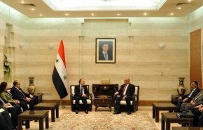 وزير التجارة العراقي يعمل على تطوير العلاقات الاقتصادية مع سوريا