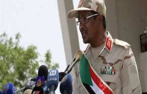 قائد قوات الدعم السريع بالسودان يرفض المشاركة في المجلس العسكري