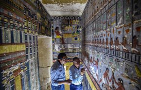 شاهد: قبر غني بالألوان بمصر يعود إلى 4 آلاف عام
