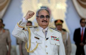 ذا أتلانتيك: أمير الحرب حفتر يصعد في ليبيا بضوء أخضر من ترامب